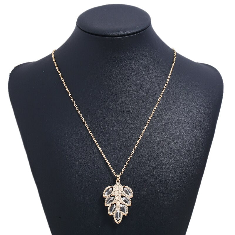 FLDZ Europe and the United States hot new leaf shape pendant metal necklace