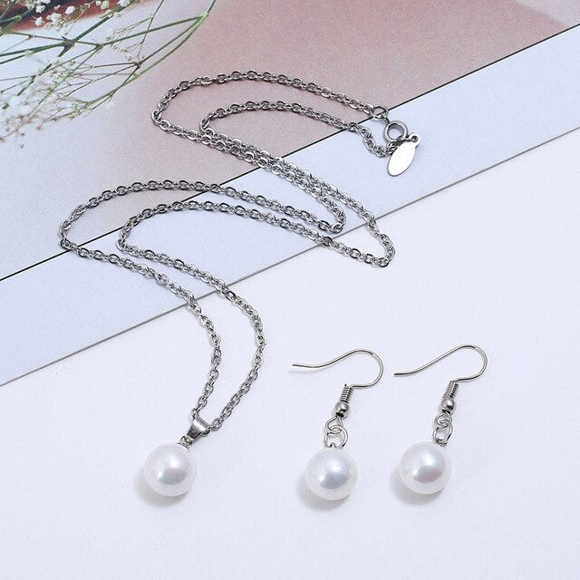 Simple necklace earrings jewelry set